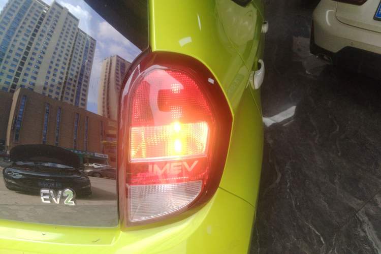 Used JMEV Xiao Qilin 2022 Heart-Pounding Edition