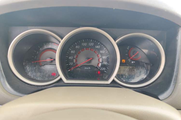Used Nissan Sylphy 2012 Classic 1.6XE Automatic Comfort Edition Instrument Cluster