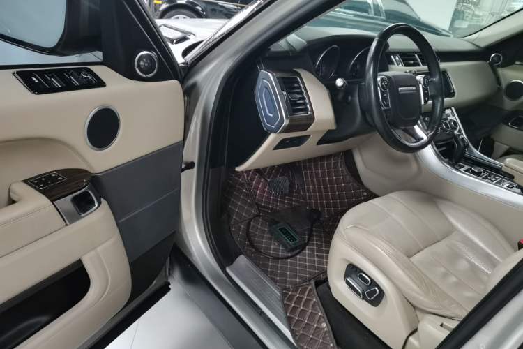 Used Land Rover Range Rover Sport 2014 3.0T V6 Gasoline Version U.S. Specification
