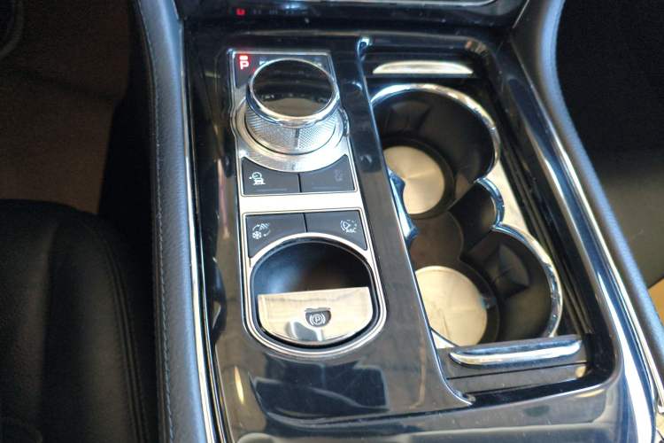 Used Jaguar XJ 2016 XJL 3.0 SC Two-Wheel-Drive Elegant Business Edition