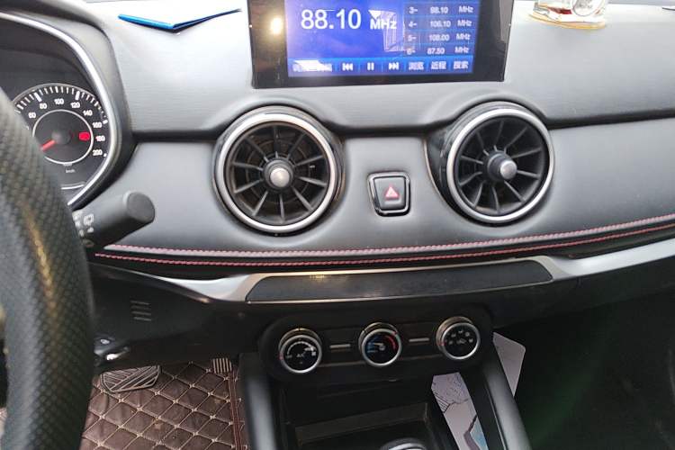 Used Dongfeng Fengon 500 2022 1.5L CVT Enjoyment Version
