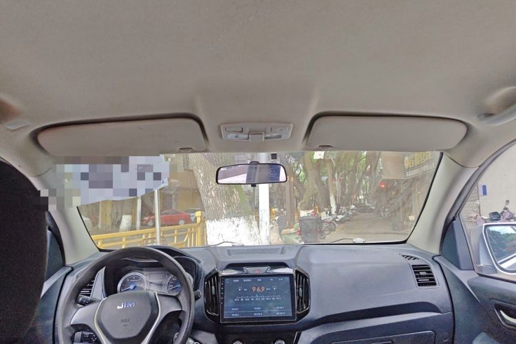 Used Isuzu JLM 