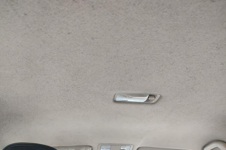 Used Nissan Sylphy 2012 Classic 1.6XE Manual Comfort Edition Headliner