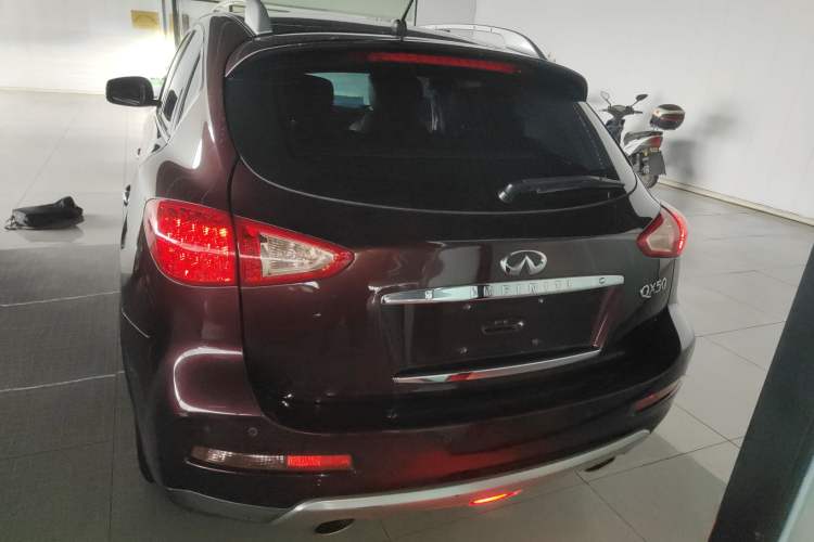 Used Infiniti QX50 2015 2.5L Enjoyment Edition Rear