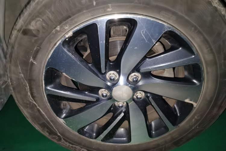 Used Mitsubishi ASX 2016 2.0L CVT Two-Wheel Drive Navigation Edition Right Front Wheel Hub