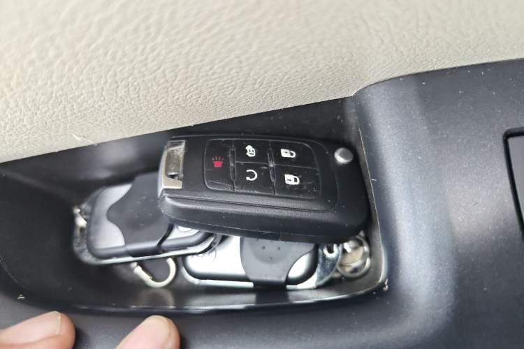 Used Buick GL8 2018 28T Prestige Version China VI Standard