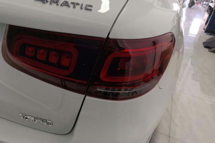 Used Mercedes-Benz GLC 2022 Facelift GLC 260 L 4MATIC Luxury Edition Right Rear Taillight