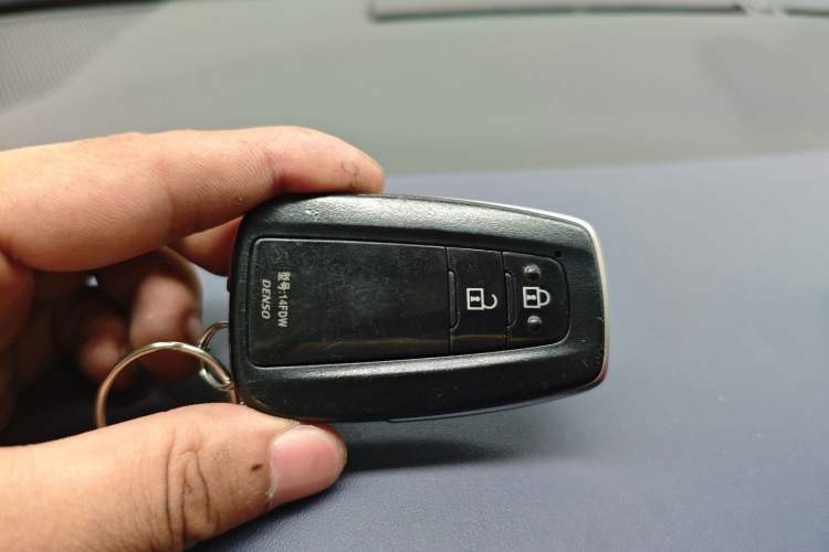 Used Toyota C-HR 2021 2.0L Comfort Edition Vehicle Key