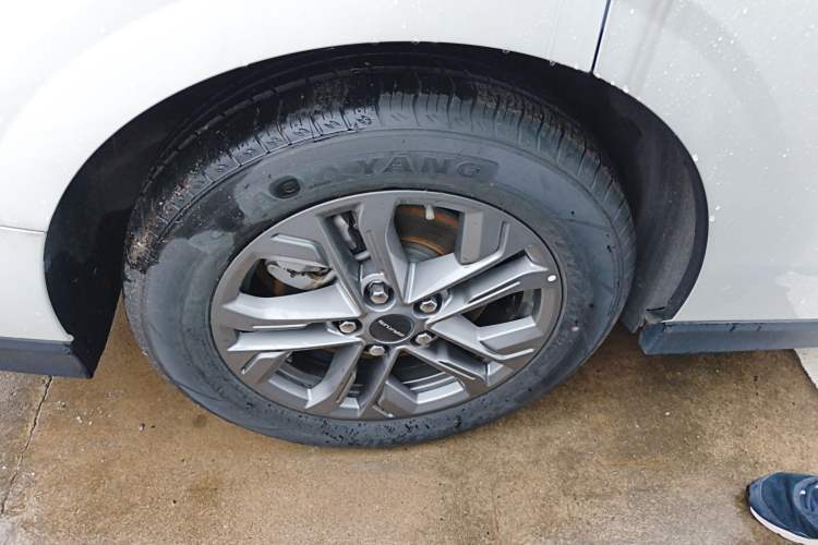 Used SAIC MAXUS G70 2024 2.0T Automatic Luxury Edition 7 Seats