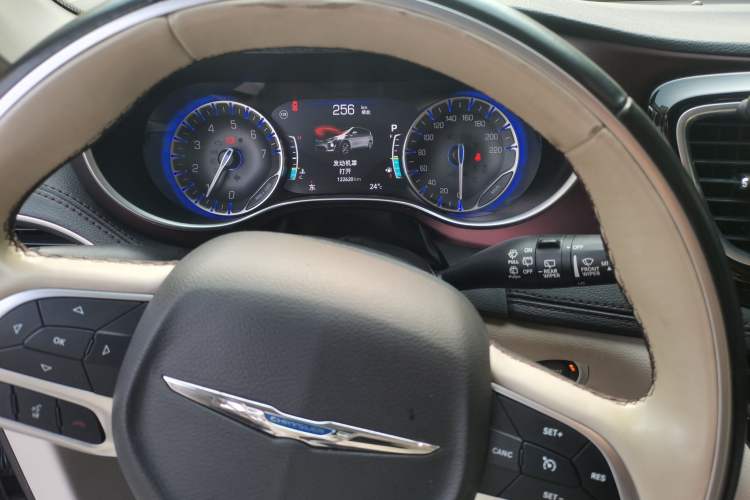 Used Chrysler Grand Voyager 2017 3.6L Premium Edition Instrument Cluster