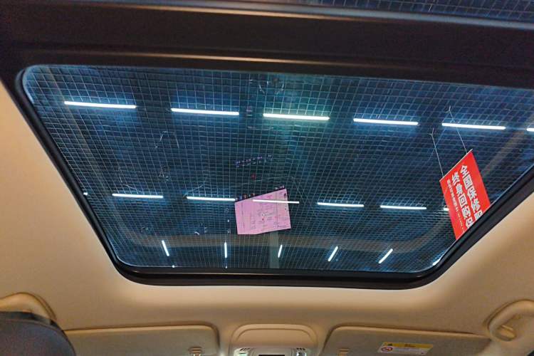 Used Buick Envision 2022 Encore Plus Avenir Avenir 5-Seater Edition Headliner