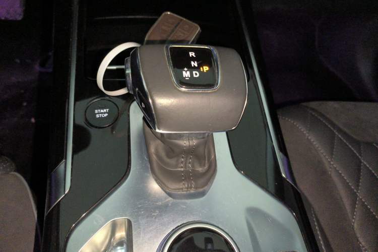 Used Hongqi HS5 2019 2.0T Smart Connect Flagship Edition
