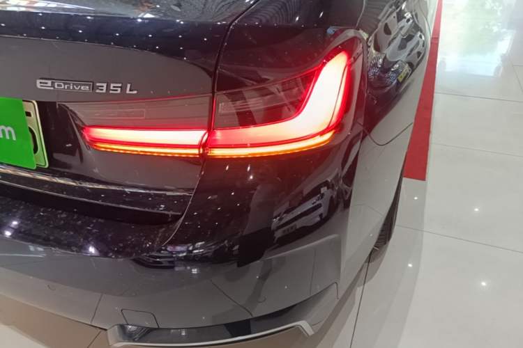 Used BMW i3 2022 eDrive 35 L