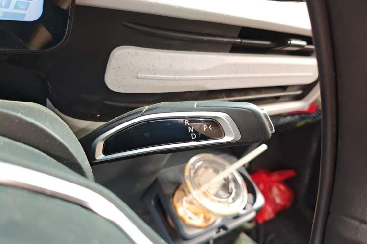 Used SAIC MAXUS Dana V1 2025 Low-Roof Multi-Function Version 42 kWh