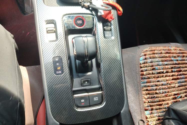 Used GAC Trumpchi EMPOW 2021 270T DCT J16 Version Gear Lever