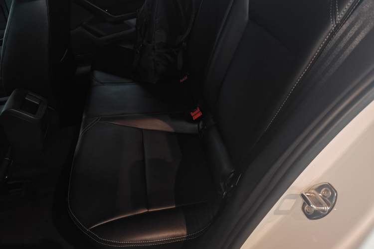 Used Volkswagen Lamando 2018 230TSI DSG Fashion Edition Left Rear Seat