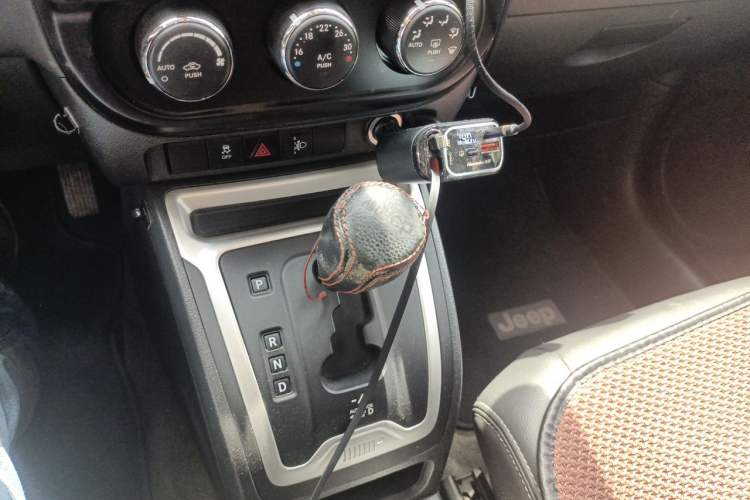 Used Jeep Compass 
