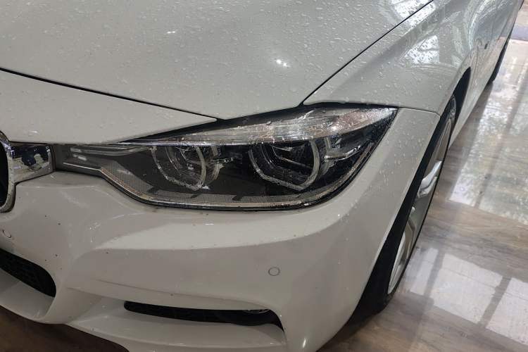 Used BMW 3 Series 2018 320i M Sport Package Left Front Headlight