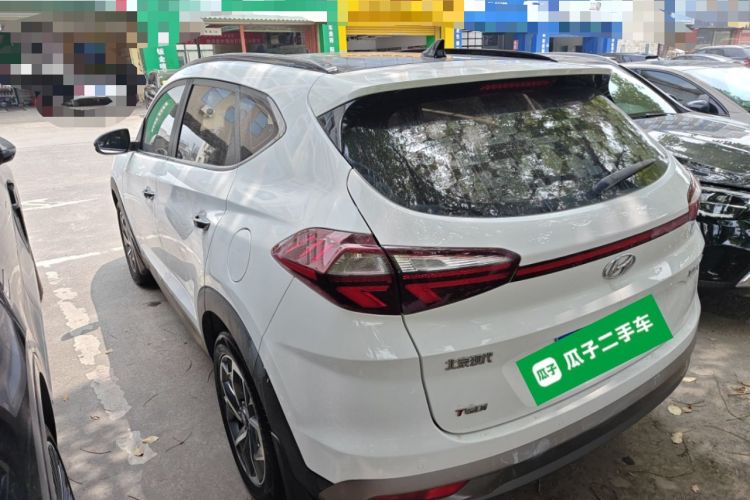 Used Hyundai Tucson 2019 280TGDi Dual-Clutch Two-Wheel Drive Fashion Edition China VI Standard
