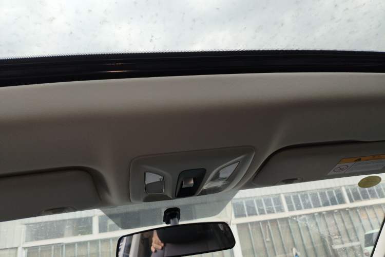 Used CHANGAN Eado 2025 Blue Whale 1.5T 500Bar Prestige Model
