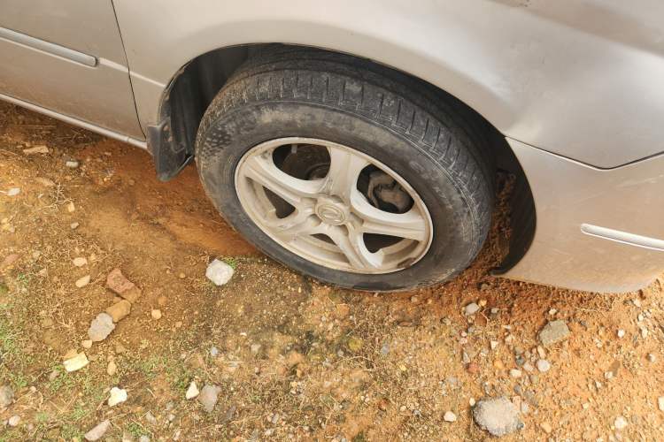 Used Dongfeng Shuaike 2011 1.6L Manual Practical 7-Seater