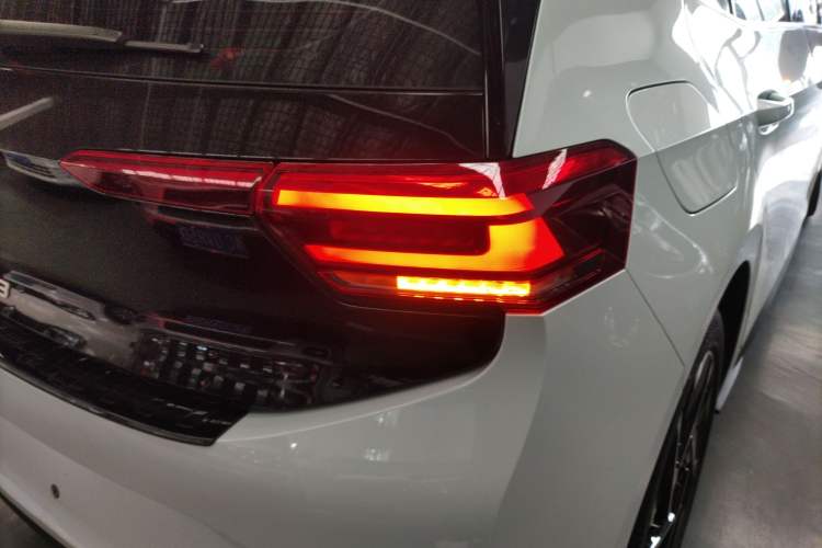Used Volkswagen ID.3 2023 Upgraded Model Pure Intelligent Enjoyment Version Right Rear Taillight