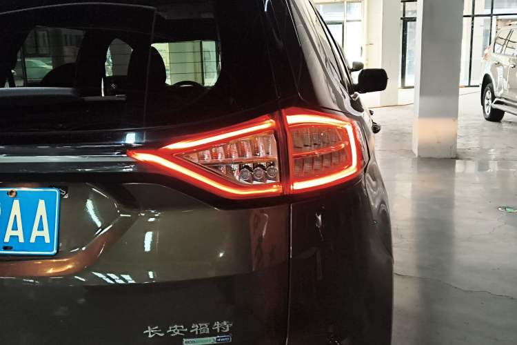 Used Ford Edge 2016 EcoBoost 245 Four-Wheel Drive Titanium 7-Seater