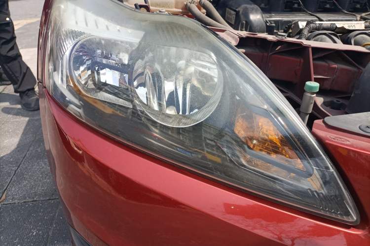 Used Ford Focus 2013 Hatchback Classic 1.8L Automatic Base Model
