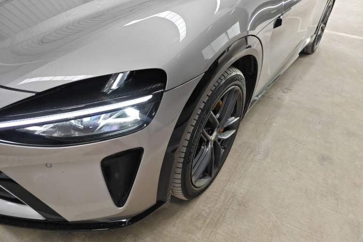 Used Xiaomi Auto YU7 2025 Ultra-Long Range High-Performance All-Wheel-Drive Max Edition Left Front Headlight