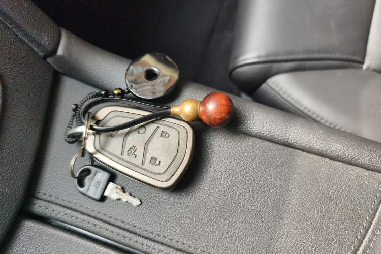 Used Cadillac XT5 2018 28T Four-Wheel Drive Luxury Model
