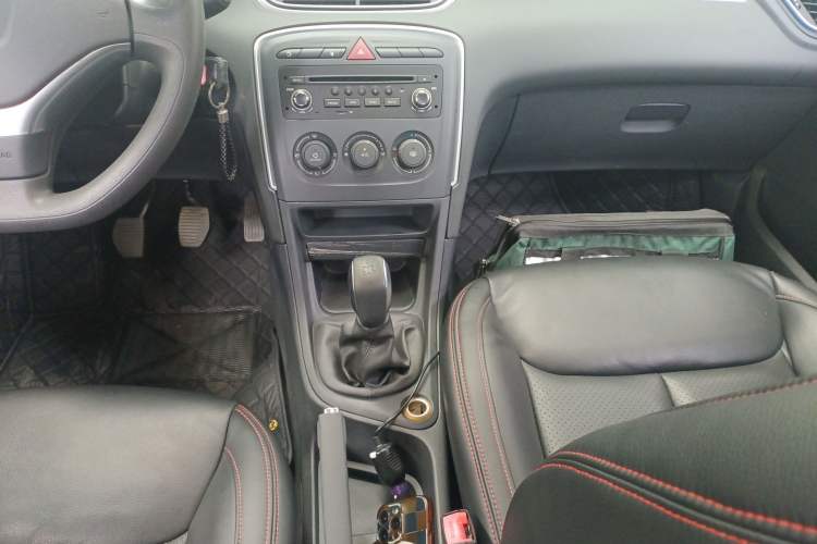 Used Peugeot 308 2014 Enjoy Edition Classic 1.6L Manual YouShang Model
