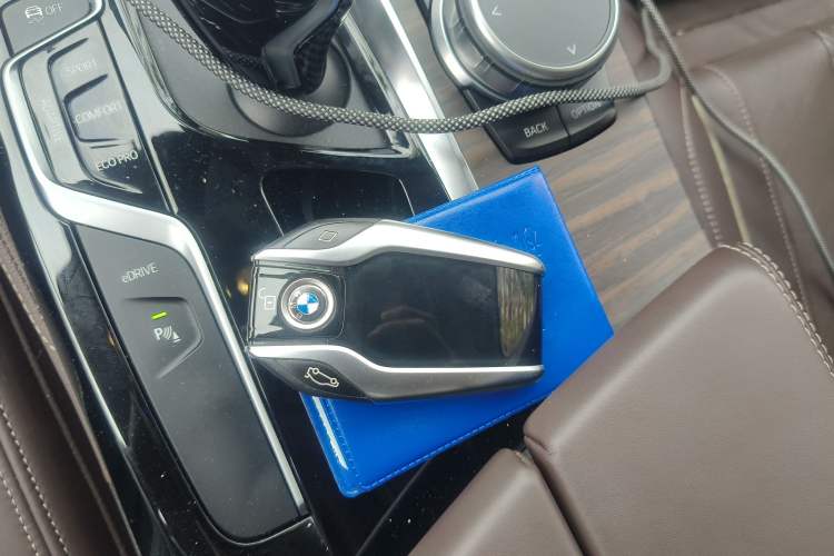 Used BMW 5 Series New Energy 2019 530Le Pioneer Edition Vehicle Key