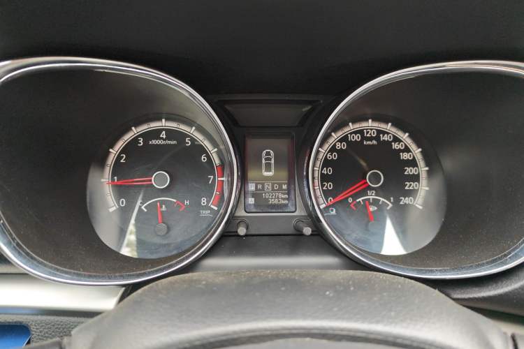 Used Venucia T70 2015 2.0L CVT Smart Choice Edition Instrument Cluster