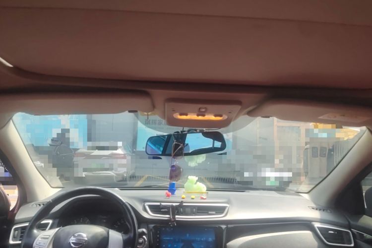 Used Nissan Qashqai 2016 2.0L CVT Luxury Edition Headliner