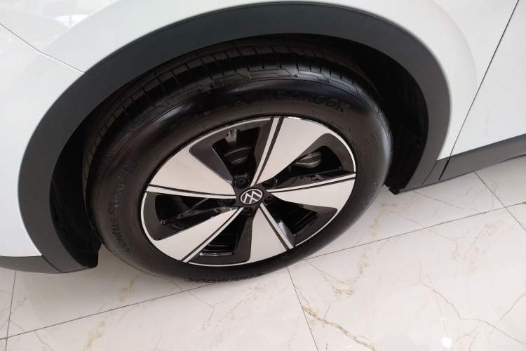 Used Volkswagen ID.4 X 2025 Smart Edition Outstanding Model
