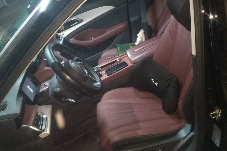 Used Hongqi H5 2025 1.5T DCT Qiyun 500 000th Unit Commemorative Edition
