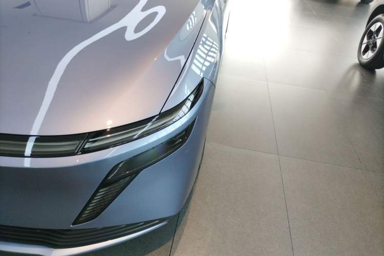 Used Nissan N6 2026 Model 180 Max