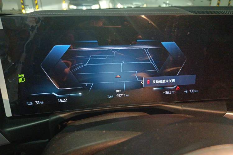 Used BMW i3 2022 eDrive 35 L Instrument Cluster