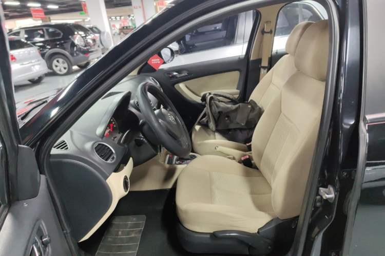 Used Volkswagen Lavida 2011 2.0L Automatic Premium Edition Left Front Seat