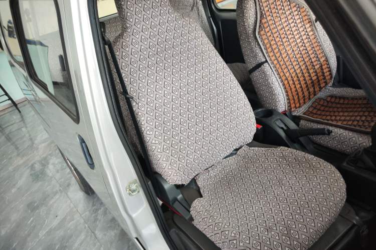 Used Wuling Zhiguang 2020 1.2L Practical Model China VI LSI
