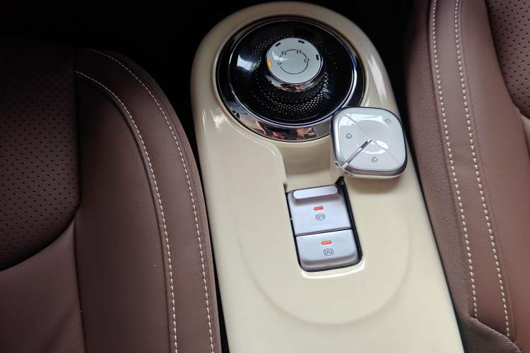 Used Wuling Bingo 2023 410 km Lingxi Deluxe Edition Gear Lever