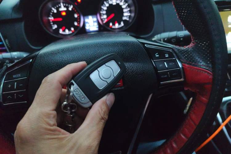 Used Haval H6 2014 Sport Edition 2.0T Diesel Manual 4x4 Prestige Version
