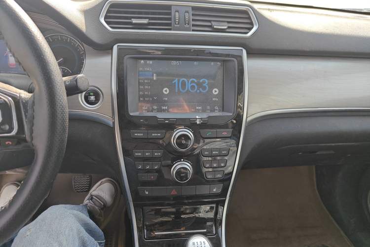 Used Haval H2 2014 1.5T Manual Two-Wheel Drive Elite Edition