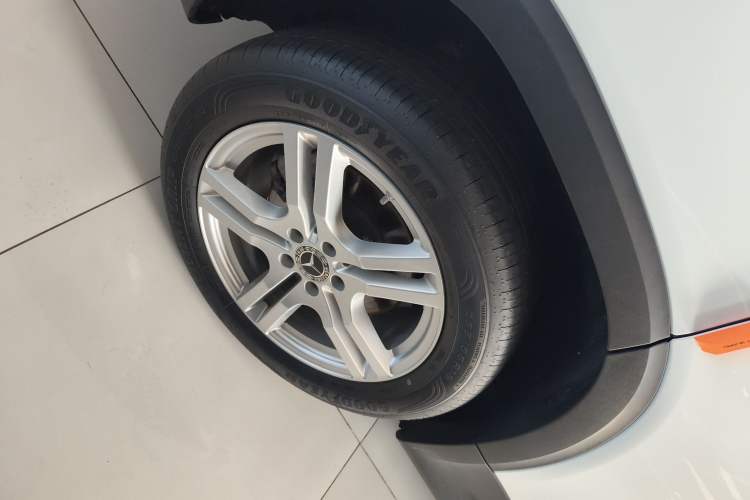 Used Mercedes-Benz GLB 2023 GLB 200 Fashion Model