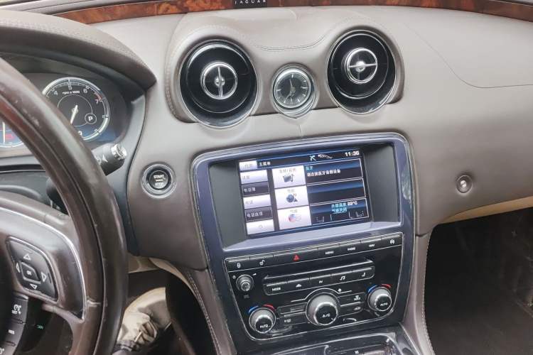 Used Jaguar XJ 2013 XJL 3.0 SC Panoramic Business Edition