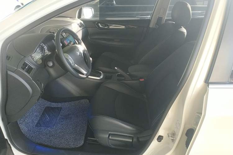 Used Nissan Tiida 2021 1.6L CVT Cool Edition