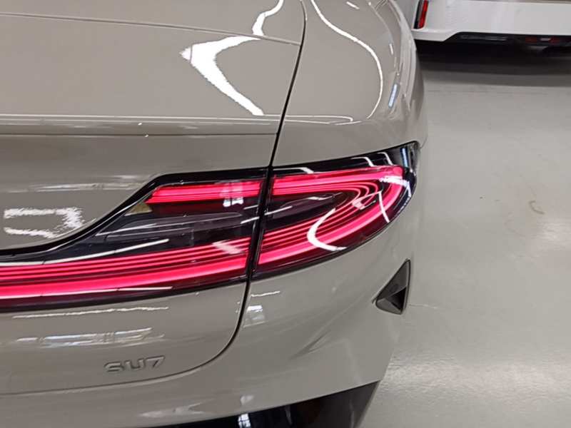 Used Xiaomi Auto SU7 2024 Rear-Drive Long-Range Intelligent Driving Version — 7