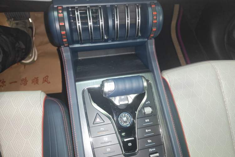 Used BYD Yuan PLUS 2022 510KM Flagship PLUS Gear Lever