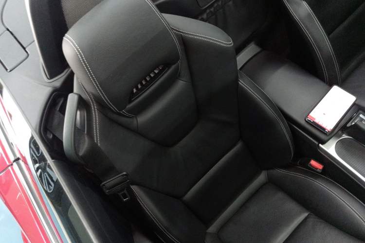 Used Mercedes-Benz SLK-Class 2011 SLK 200 Fashion Model
