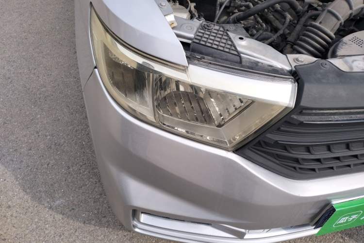 Used Wuling Hongguang V 2021 1.5L Jingqu Edition Enclosed-Window Vehicle LAR